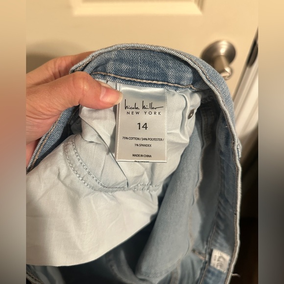 Nicole Miller High Rise Skinny Crop Faded Distressed Jeans, Medium Wash, Sz 14 - Picture 5 of 6